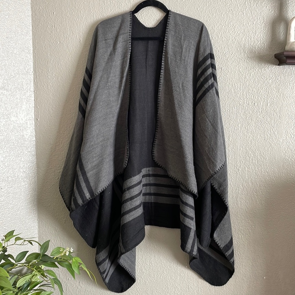 Reversible pancho